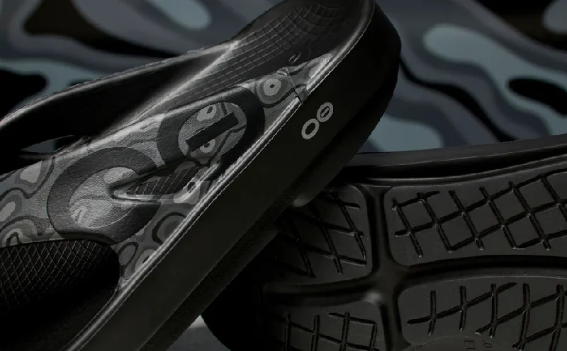 OOFOS Mens OOriginal Sport Sandal Black Water Camo