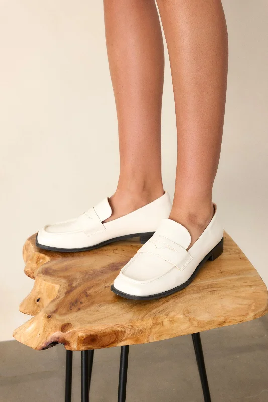 Good Memory White Loafers