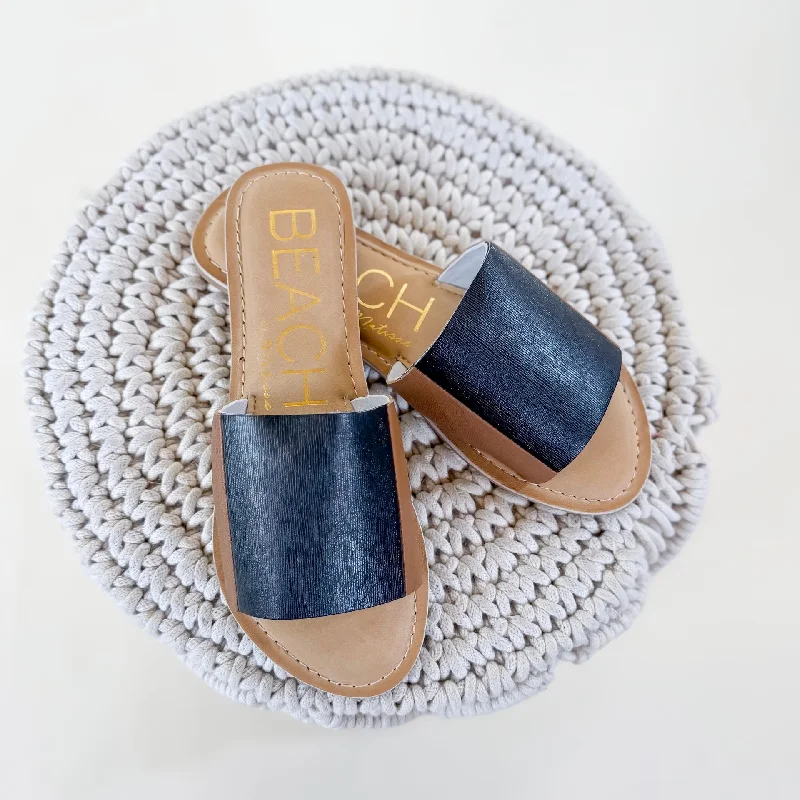 Matisse | Bonfire Slide Sandal in Tan and Black