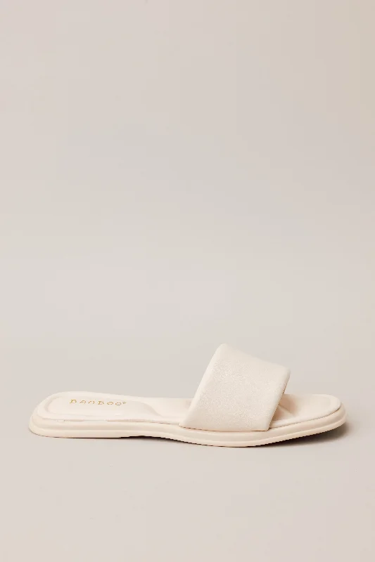 Oasis Steps Ivory Matte Sandals