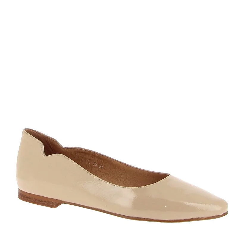 Top End Shaffer Nude Flat Pump