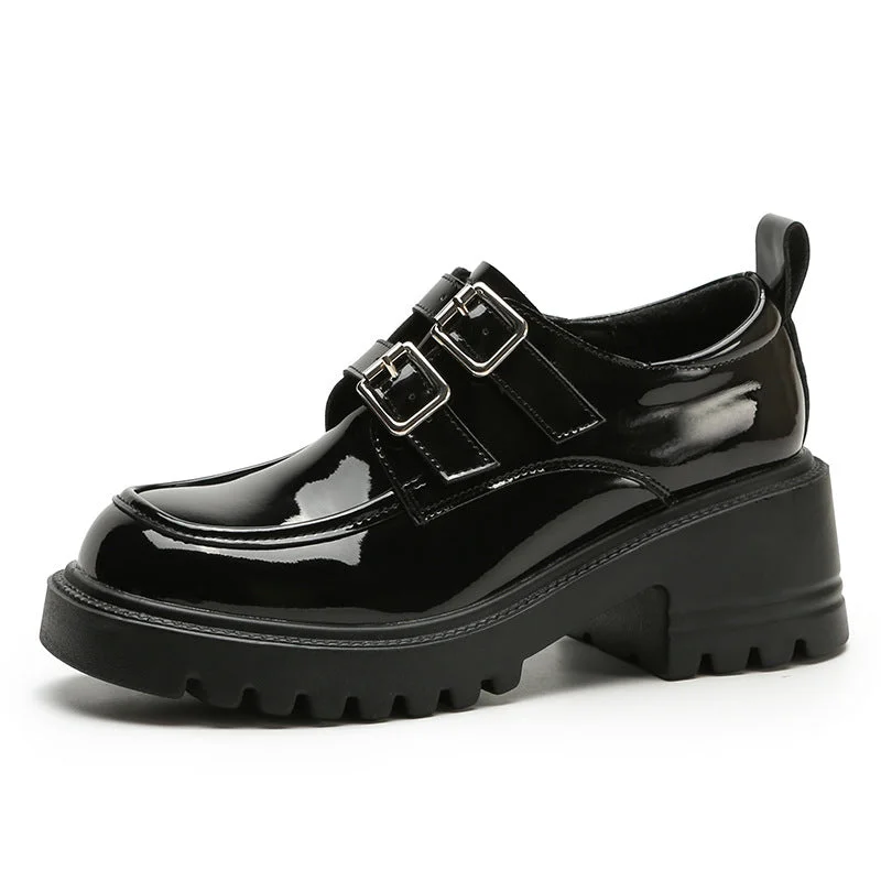 Black patent leather / 34