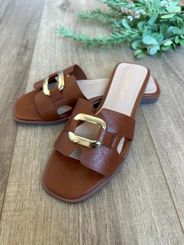 Elliiot Sandal (Madden Girl)