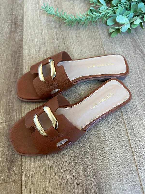 Elliiot Sandal (Madden Girl)