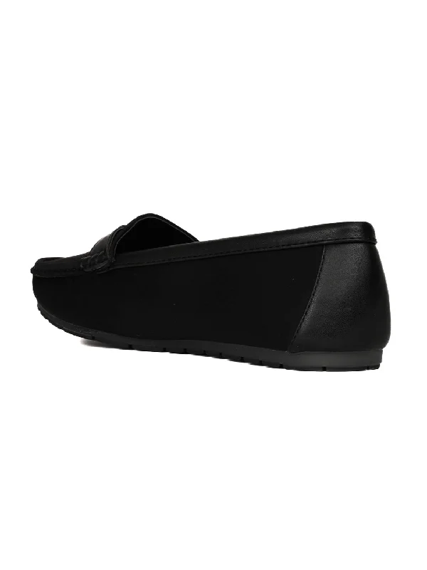 Women Black Solid Loafers