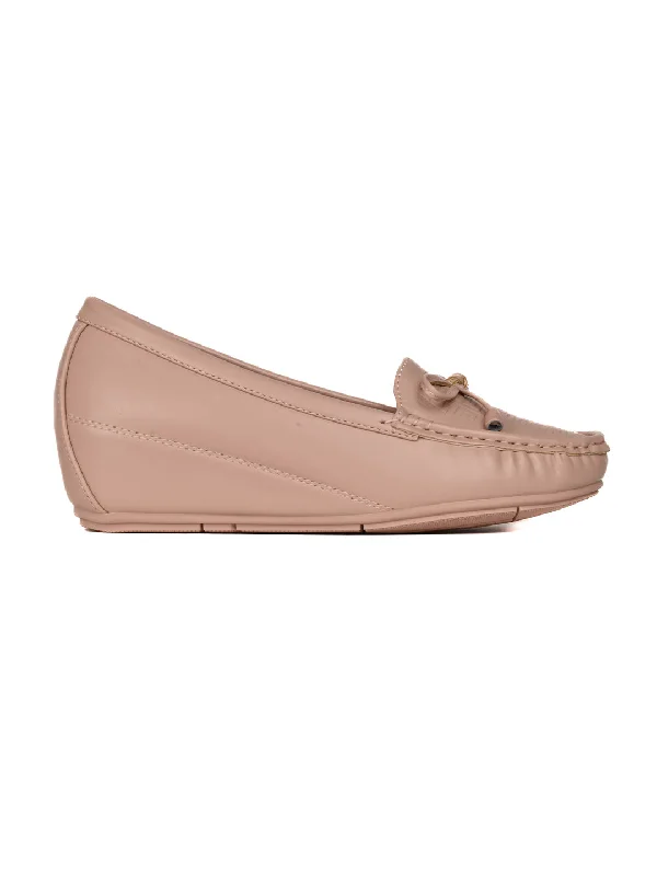 Women Nude Textured Wedge Heel Loafers